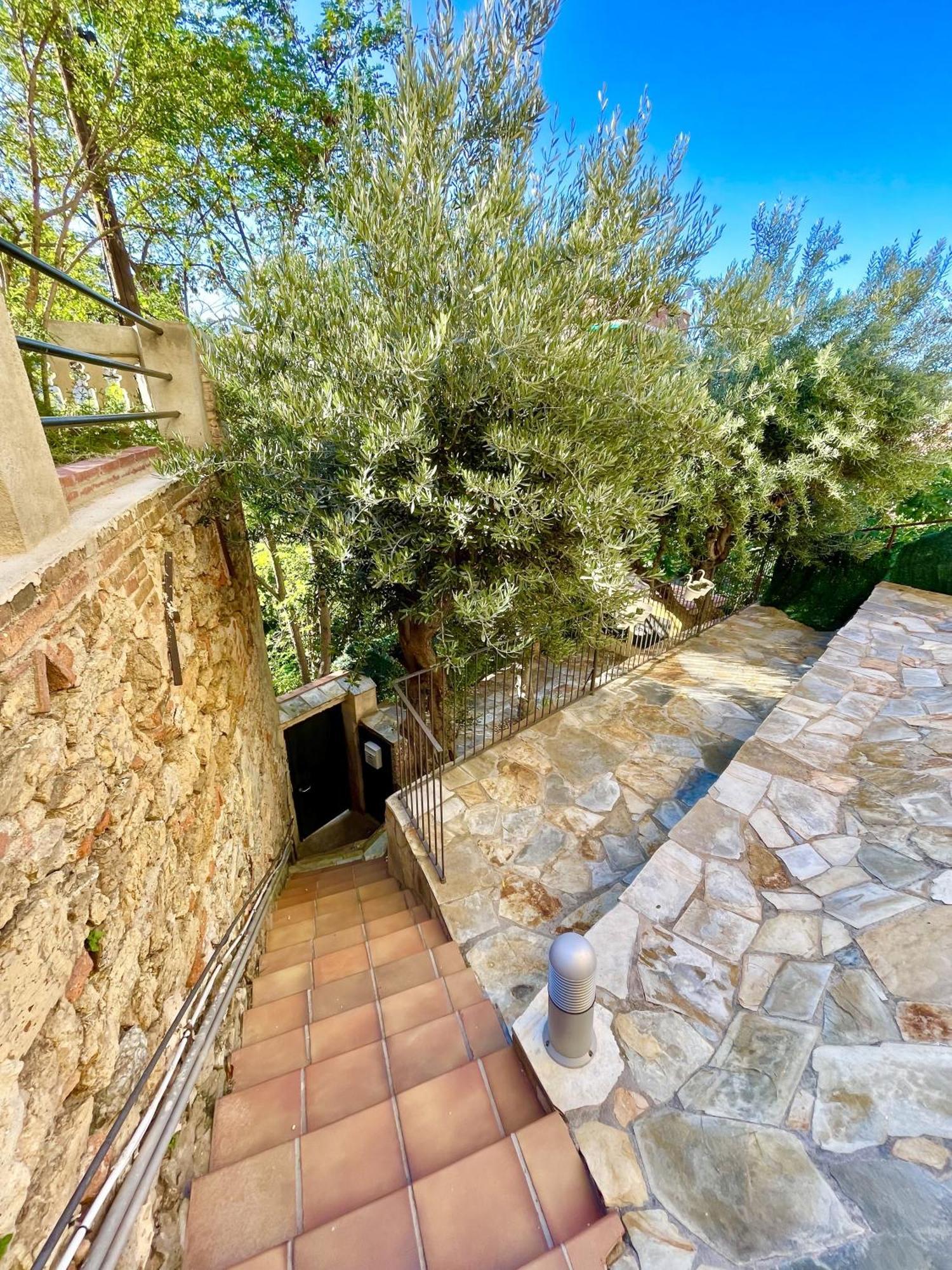 Casa Independientegardenviews2 Bedrooms Barcelona Kültér fotó