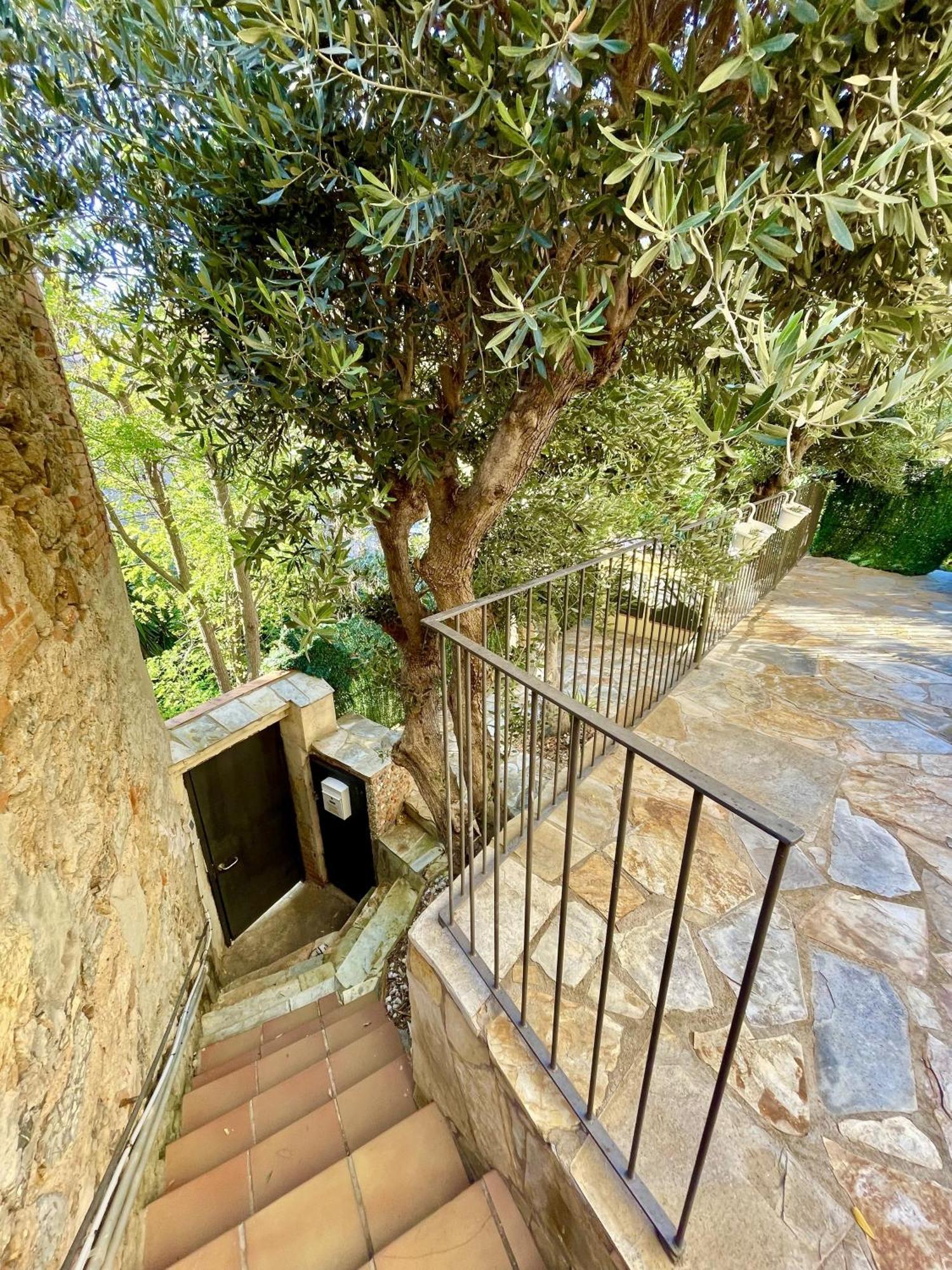 Casa Independientegardenviews2 Bedrooms Barcelona Kültér fotó